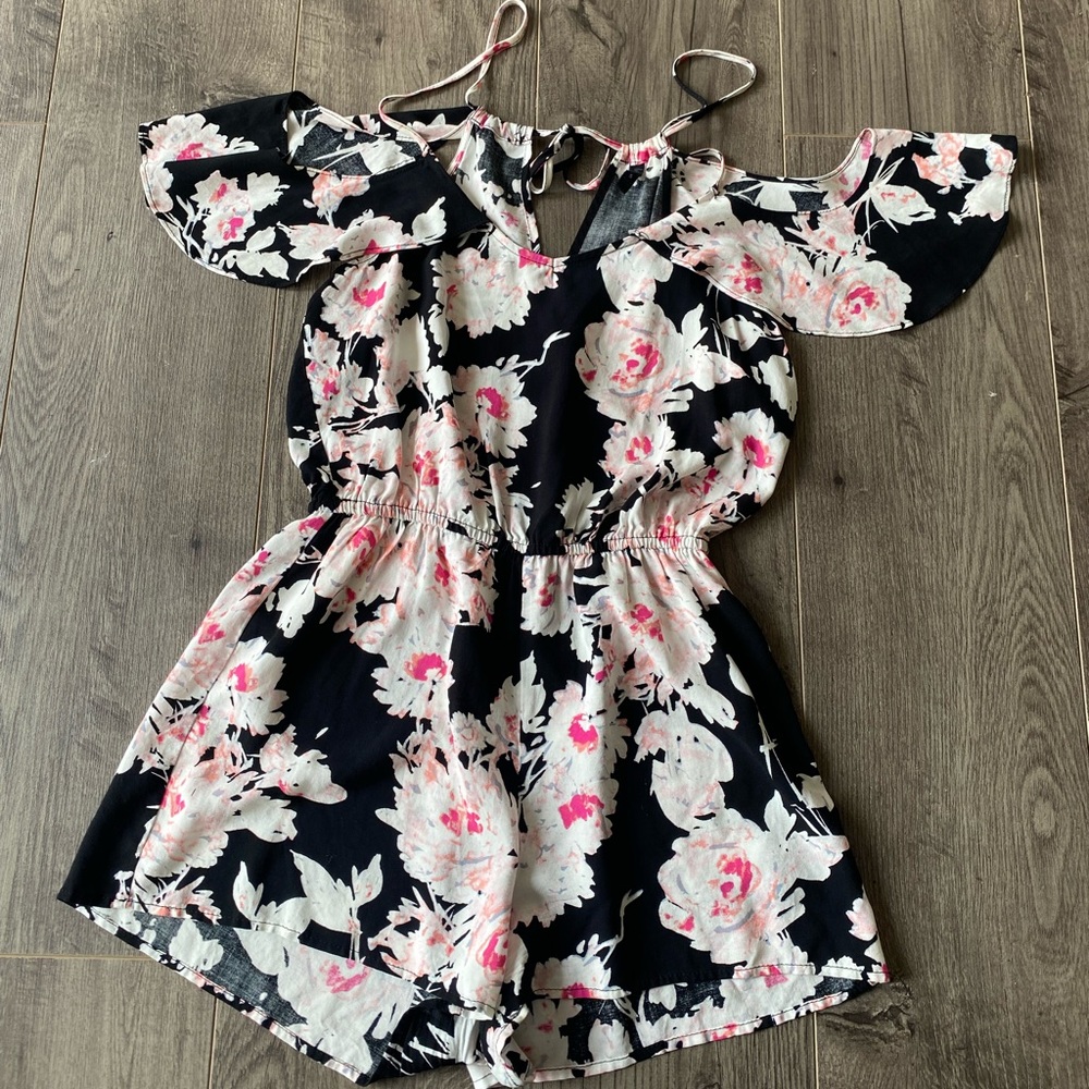Small Floral Black Romper with Ruffle off-the-shoulder Sleeves